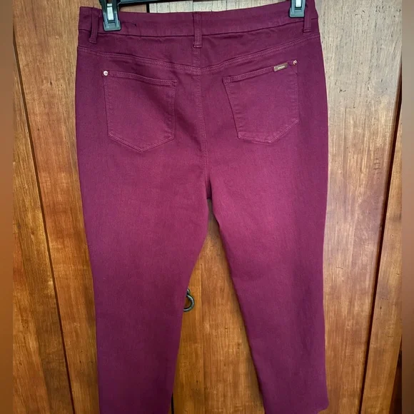Chico's Burgandy Ankle Jeans - Picture 2 of 4